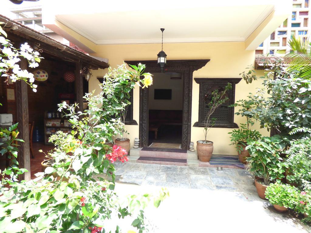 Hotel Mi Casa Катманду Екстериор снимка